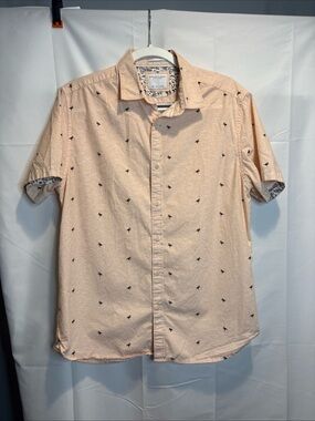 Denim & Flower Men's Peach Short-Sleeve Button-Down Shirt with Palm Motif